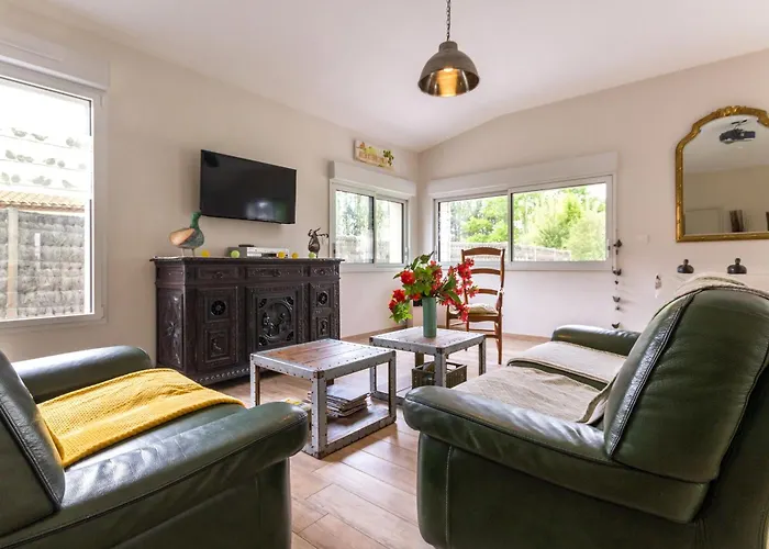 Paisible Avec Grand Jardin Pres Du Lac, Ping-pong, Velo, Climatisation, Proche De Nantes Et Plages - Fr-1-306-1056 *