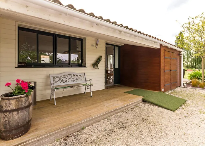 Paisible Avec Grand Jardin Pres Du Lac, Ping-pong, Velo, Climatisation, Proche De Nantes Et Plages - Fr-1-306-1056 *